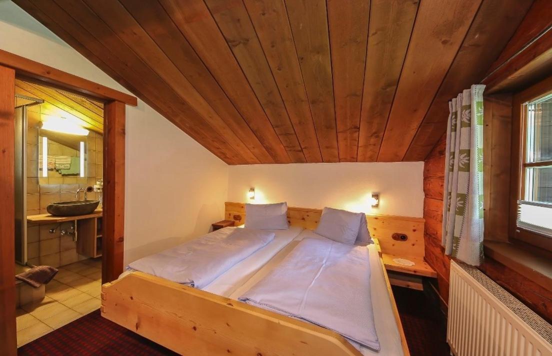 Hochwart Hof Bed & Breakfast Bed & Breakfast Saalbach-Hinterglemm Exterior photo